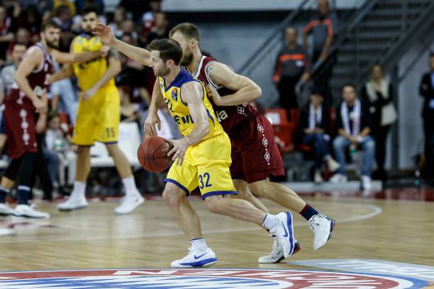 不同的是 不同的是